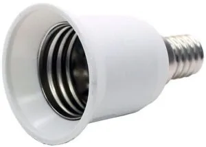 Adaptador de bombilla E14 -> E27
